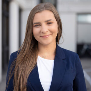 Julia Hersvik portrett