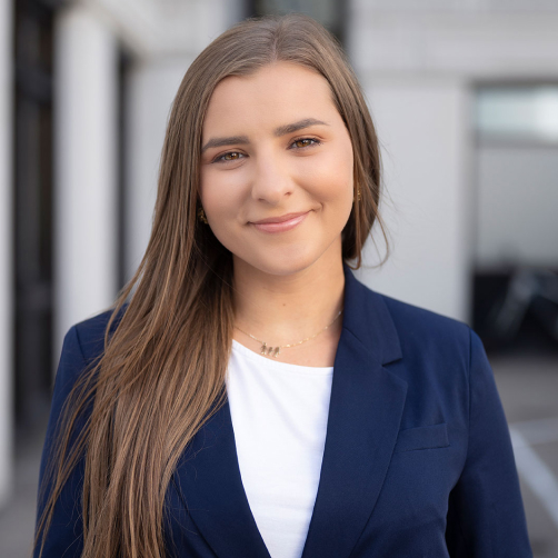 Julia Hersvik portrett